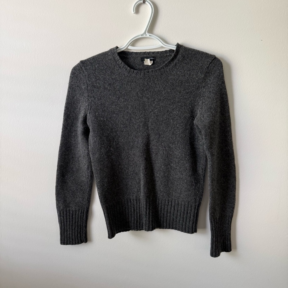 J. Crew Wool Sweater Size XS Crewneck Preppy Minimalist Knit Cozy Soft